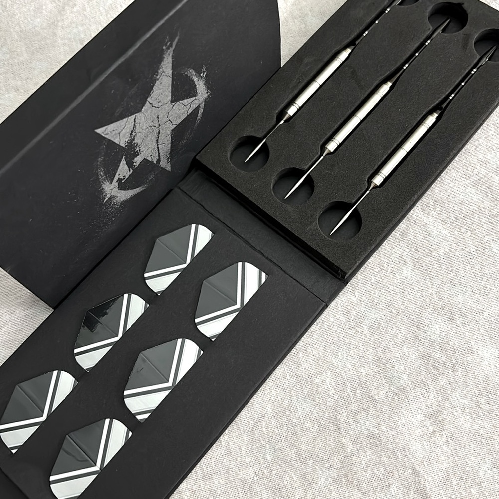 NWOT 3-Dart Set